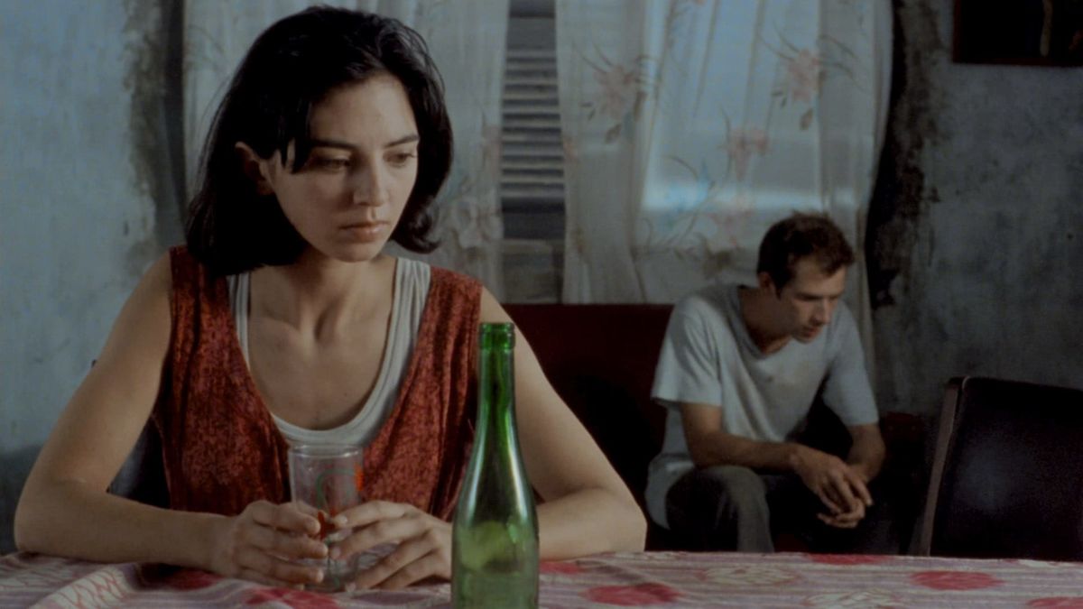 Casa de Lava (1994) still